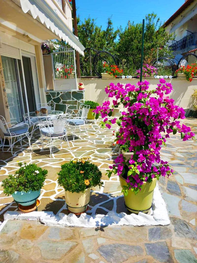 Maria'S Garden House Apartment Flogita Exterior photo